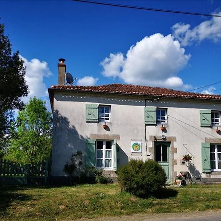 Chambres D Hotes L'Agape Saint-Martial-sur-Isop Exteriér fotografie