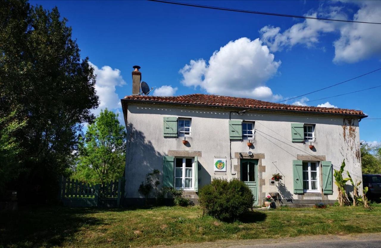 Chambres D Hotes L'Agape Saint-Martial-sur-Isop Exteriér fotografie